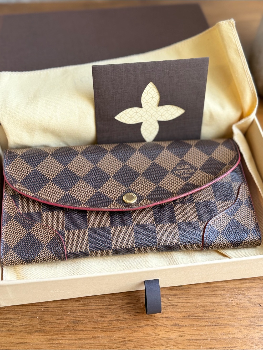 Louis Vuitton Damier Ebene Caïssa Wallet in Cherry red AUTHENTICATED